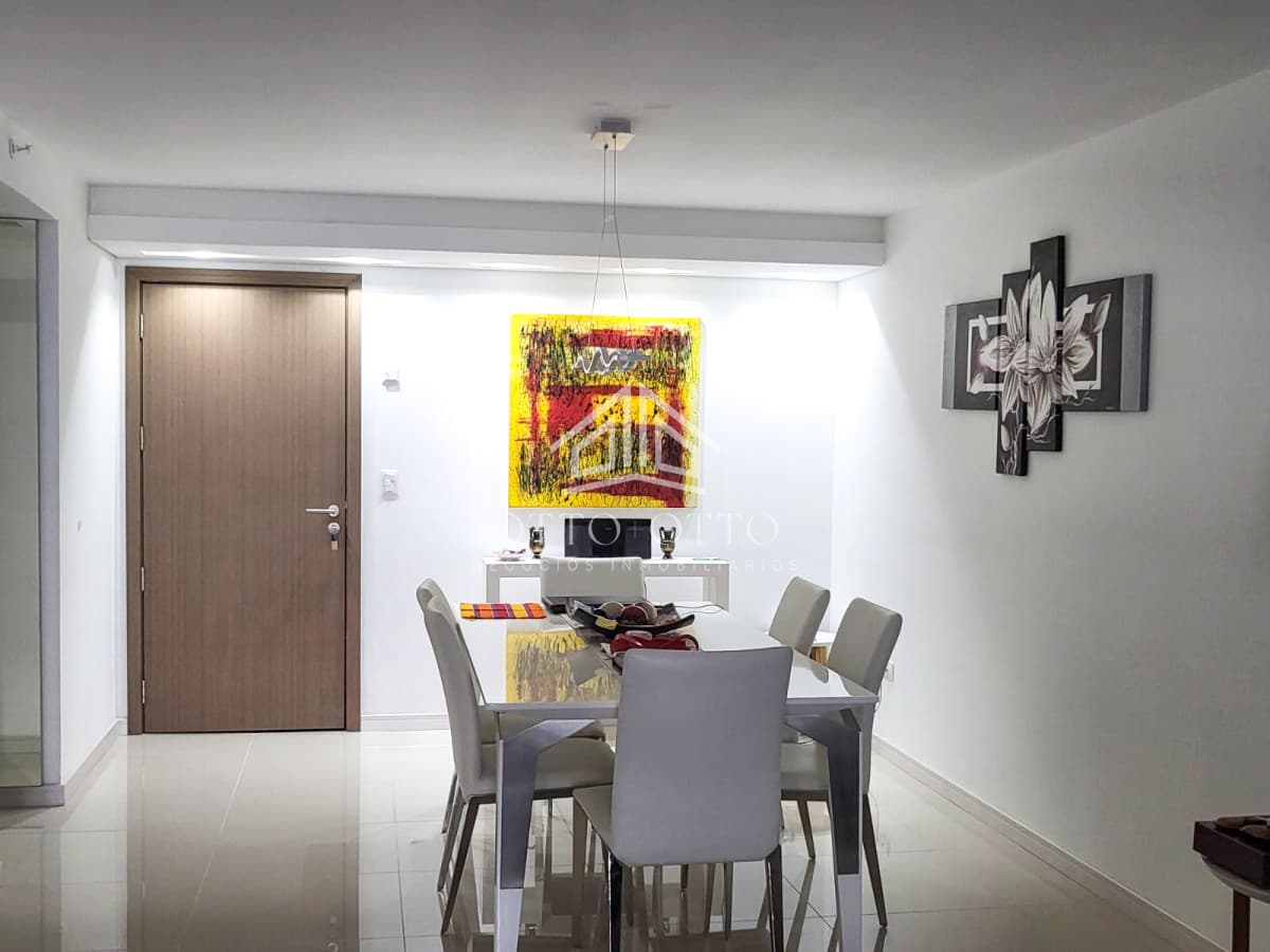 Apartamento en venta, 4 dormitorios en playa brava punta del este