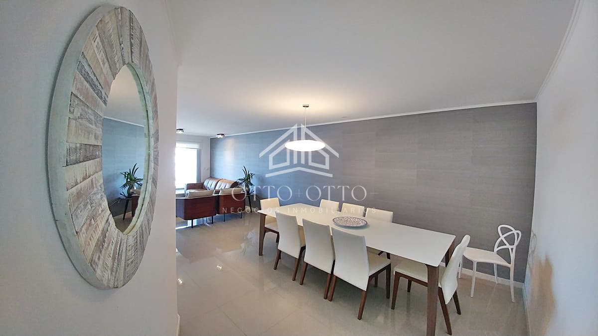 Apartamento de 3 dormitorios en Punta del Este