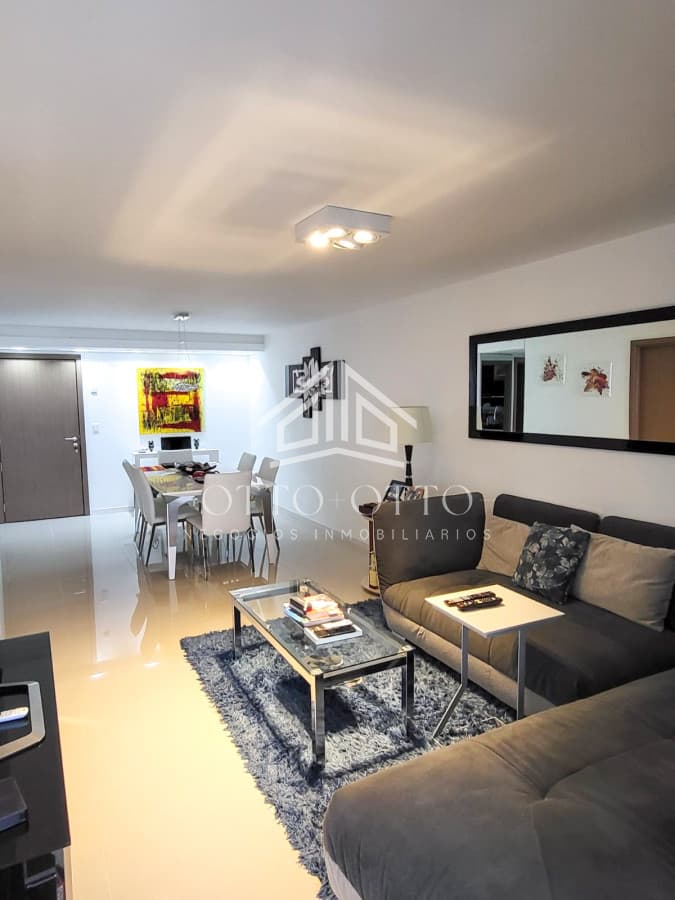 Apartamento en venta, 4 dormitorios en playa brava punta del este
