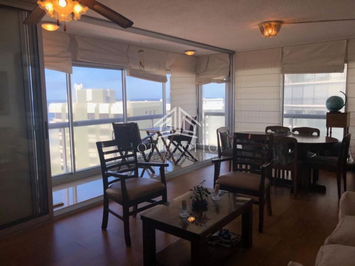 Apartamento en venta Peninsula 2 dormitorios